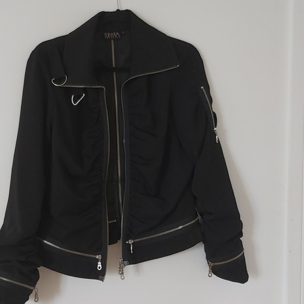 Jacket - Picture 3 of 4